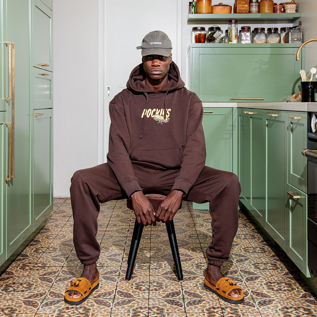 Kenson: 185CM/6'1 wearing a size L.