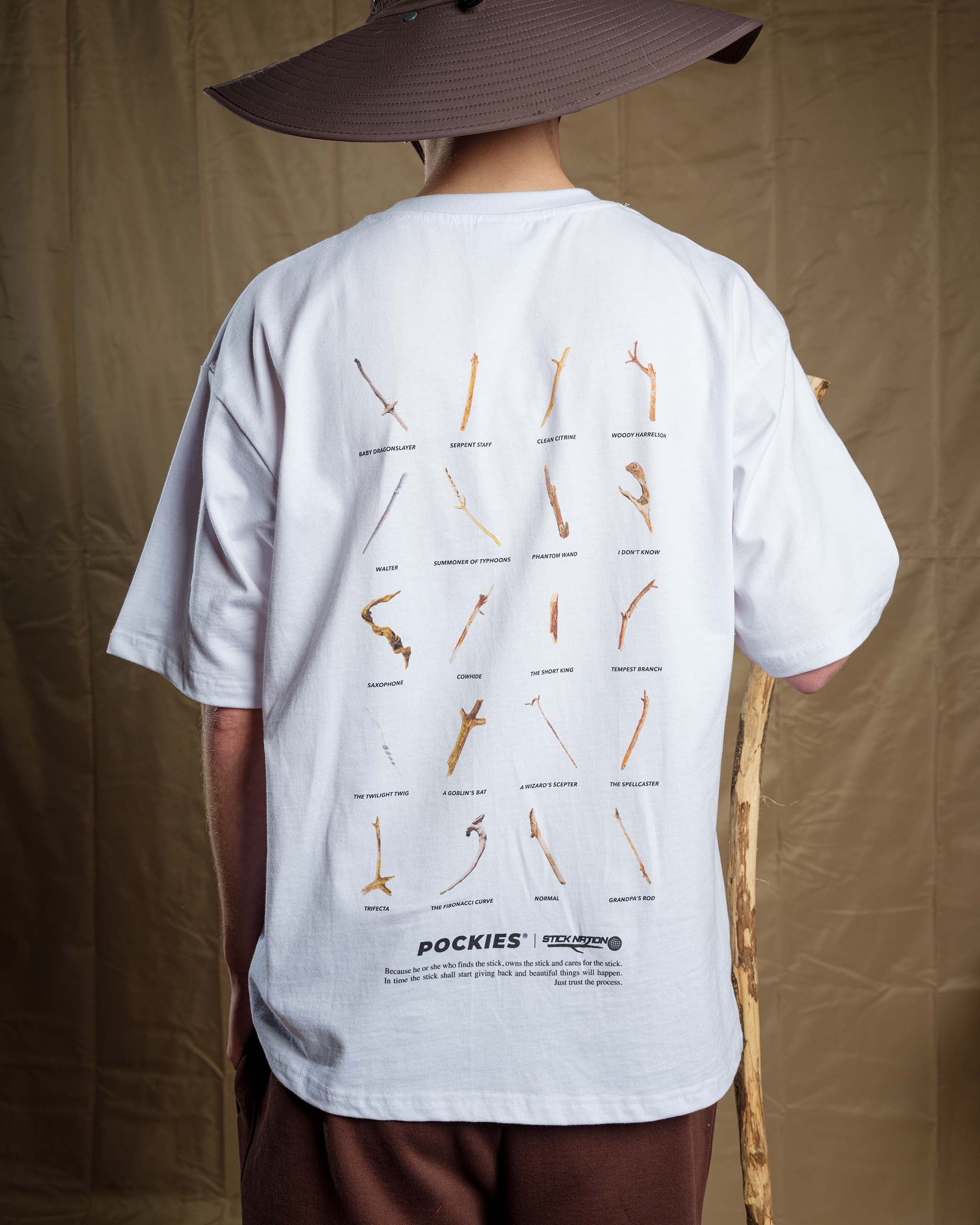 Jesse: 6'2 wearing size L.